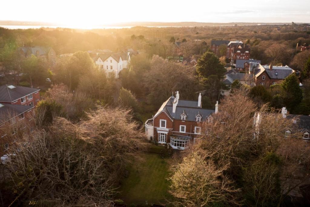 Mossley Hill Retreat Hotel Liverpool Exterior photo